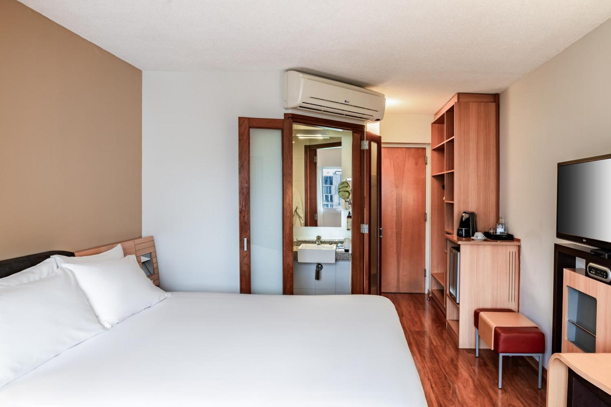 Novotel Lima San Isidro المظهر الخارجي الصورة