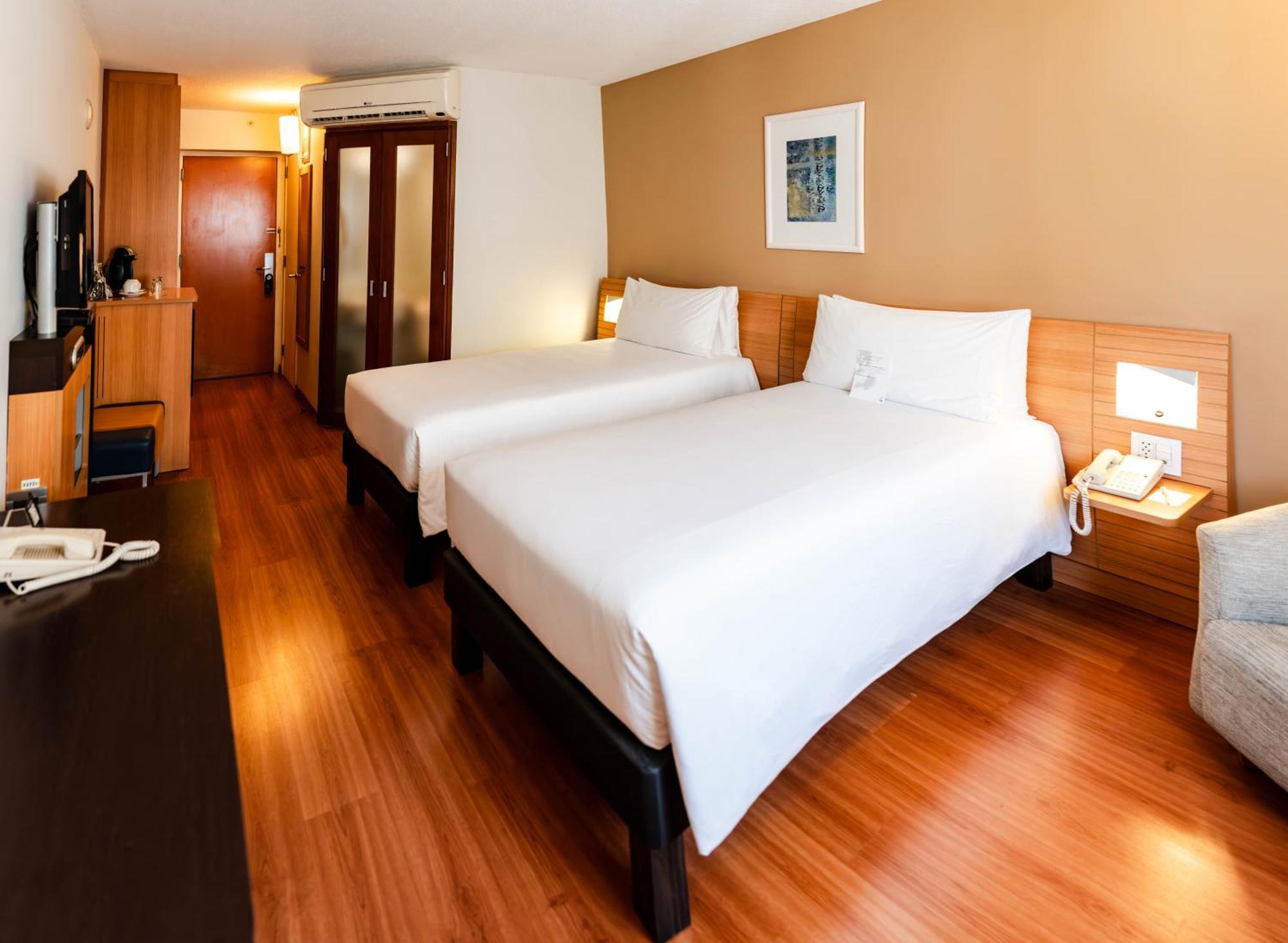 Novotel Lima San Isidro المظهر الخارجي الصورة